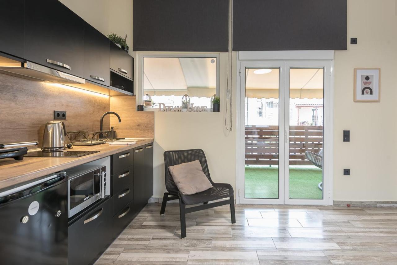 Ferienwohnung Petralona Stylish Penthouse Athen Exterior foto