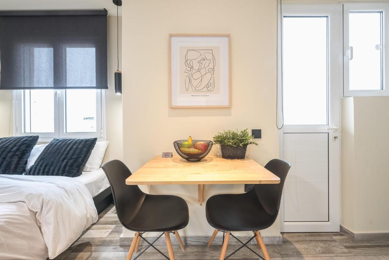 Ferienwohnung Petralona Stylish Penthouse Athen Exterior foto